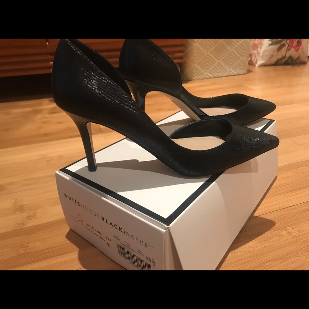 White House Black Market Ella Wavy Leather Pump, Size 8